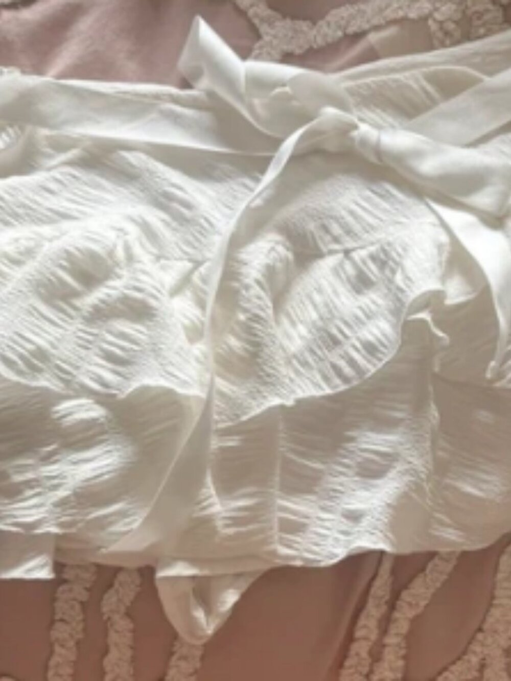 SHEIN pure white pleated short skirt